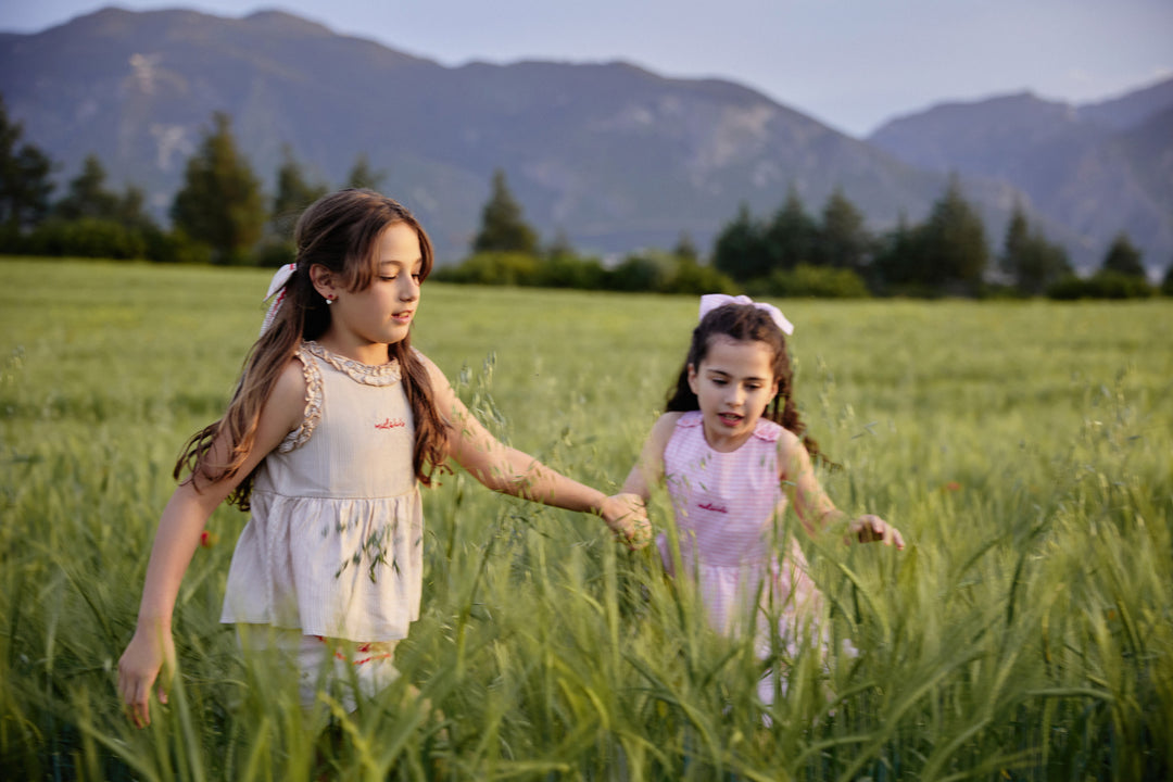 Miela Kids Fırfırlı Cherry Bluz ve Şort Takım