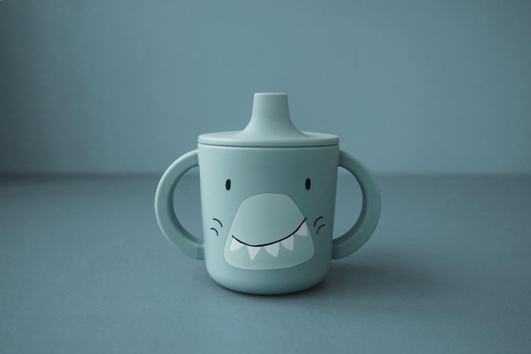 TRIXIE SILICONE SIPPY CUP MR. SHARK