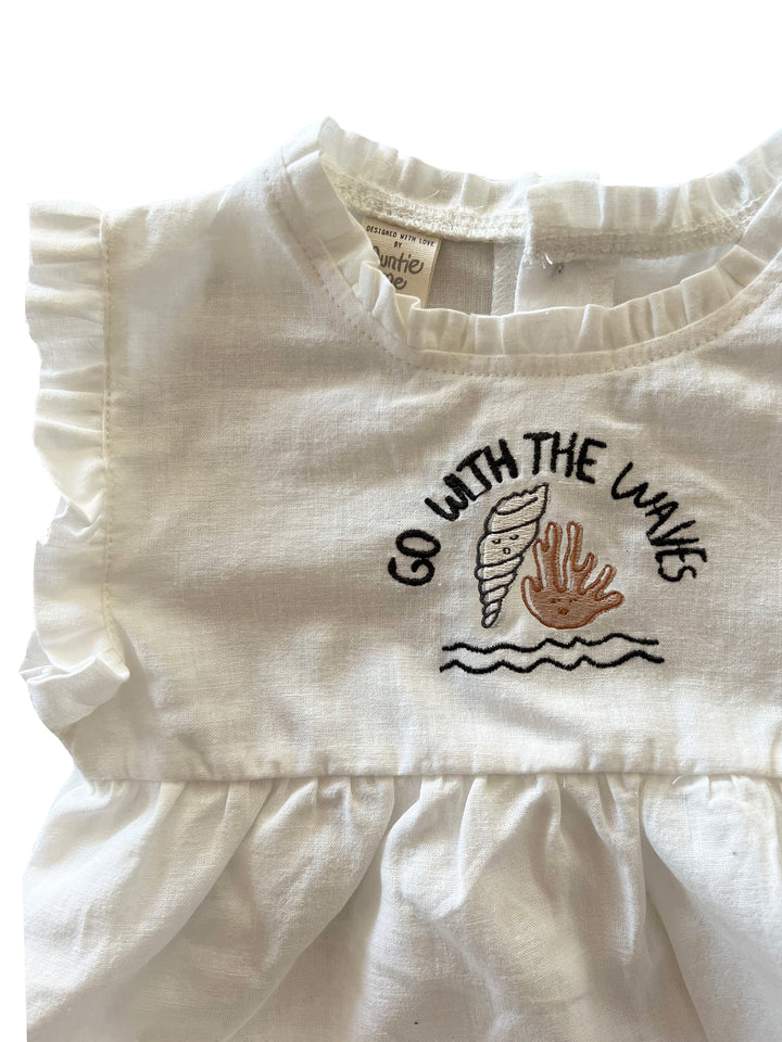 UNDYED ’GO WITH THE WAVES’ WOVEN BUBBLE ONESIE