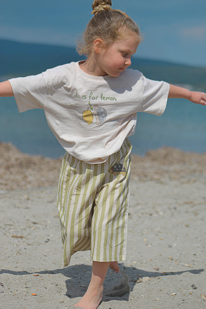 Auntie Me ‘L is for Lemon’ T-shirt 100% organic cotton - certified