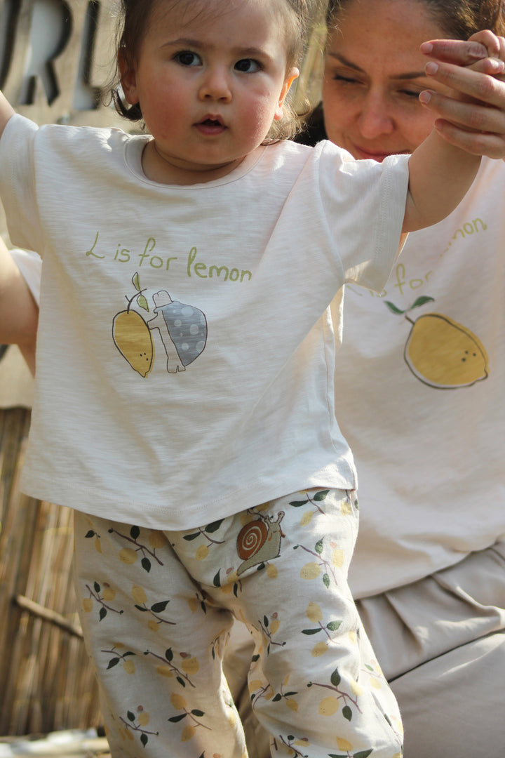 Auntie Me ‘L is for Lemon’ T-shirt 100% organic cotton - certified