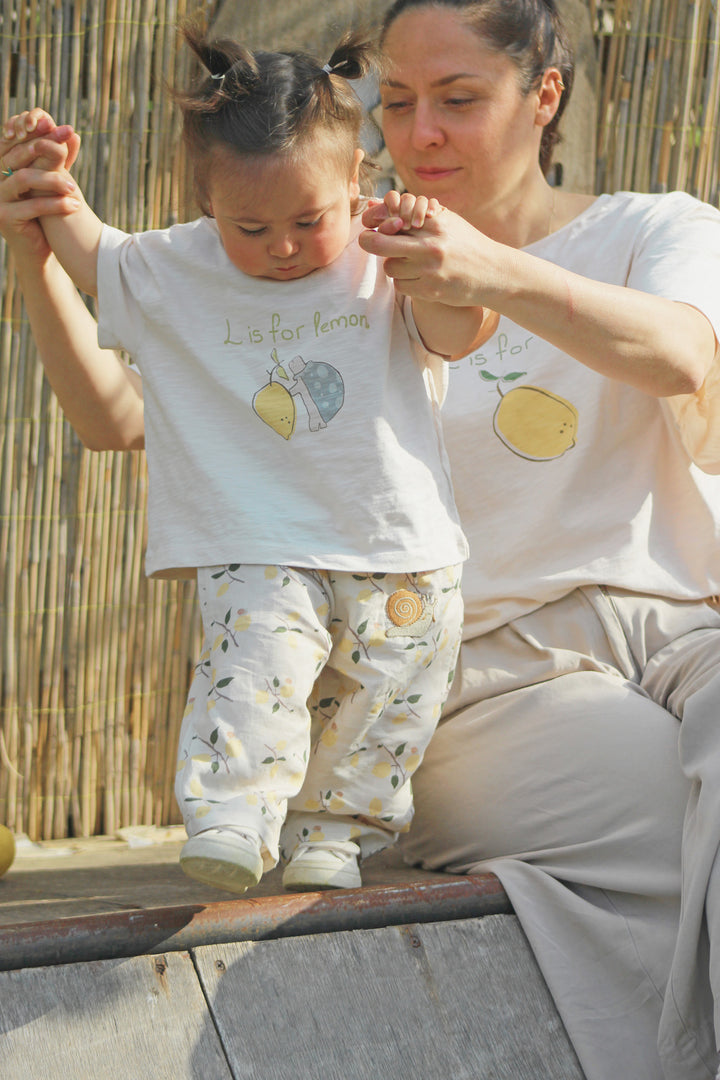 Auntie Me ‘L is for Lemon’ T-shirt 100% organic cotton - certified