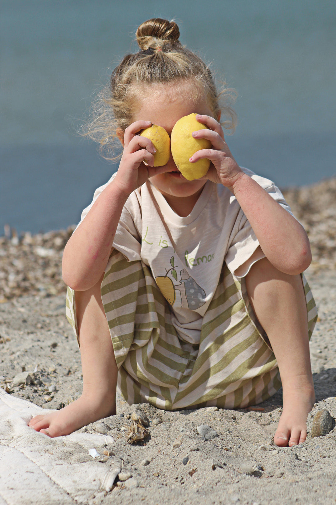 Auntie Me ‘L is for Lemon’ T-shirt 100% organic cotton - certified