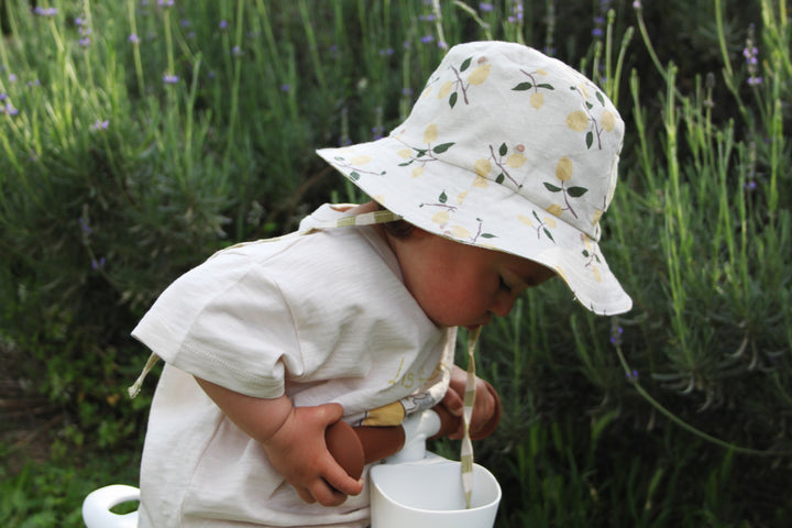 Auntie Me ‘Lemons with Snails’ Double Faced Sun Hat 70% cotton %30 linen