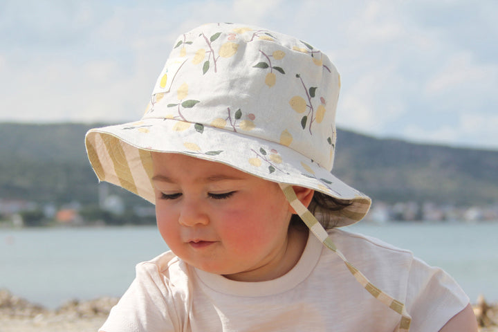 Auntie Me ‘Lemons with Snails’ Double Faced Sun Hat 70% cotton %30 linen