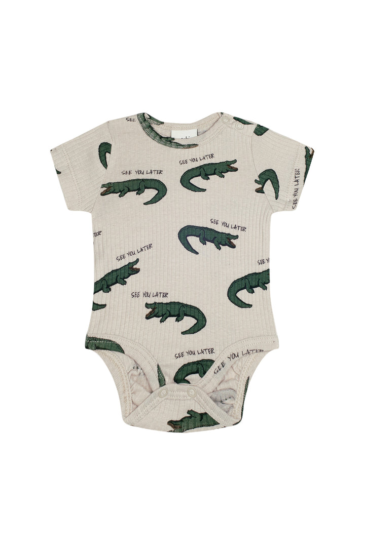 Antebies Timsah Kısa Kollu Body Pantolon Set