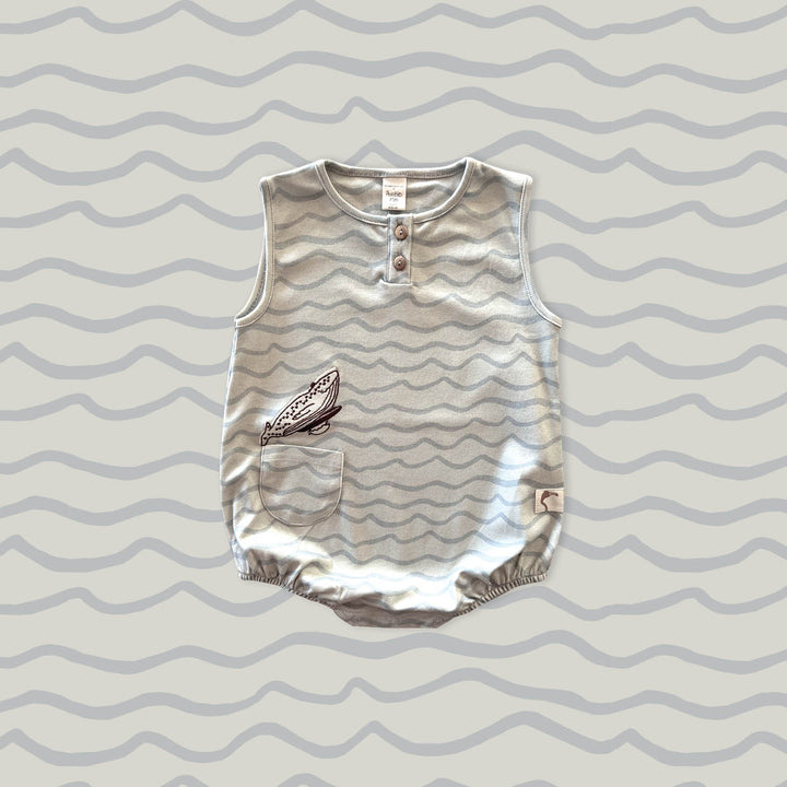 ORGANIC BLUE WAVES ‘SURFING WHALE’ BUBBLE ONESIE