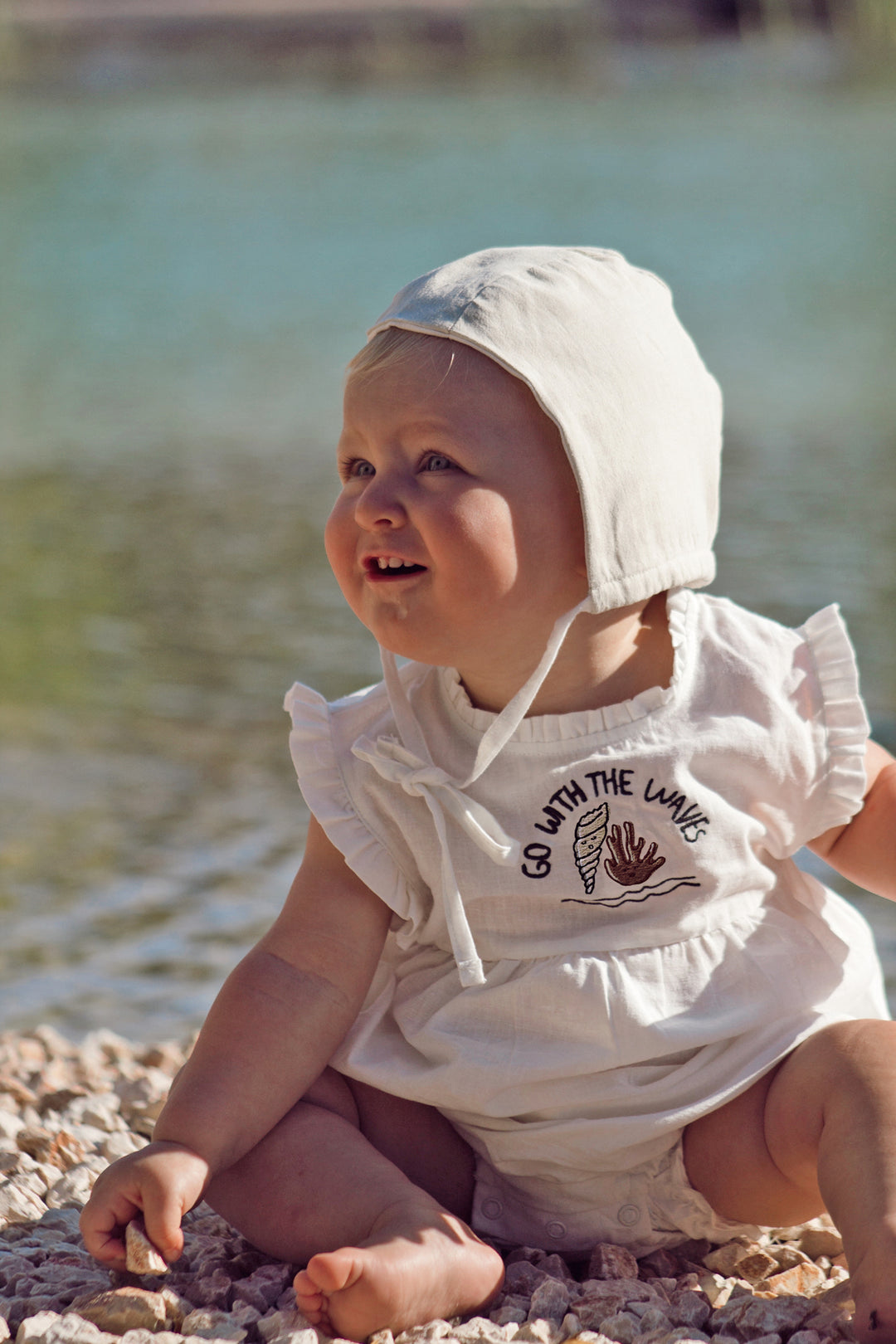 UNDYED ’GO WITH THE WAVES’ WOVEN BUBBLE ONESIE
