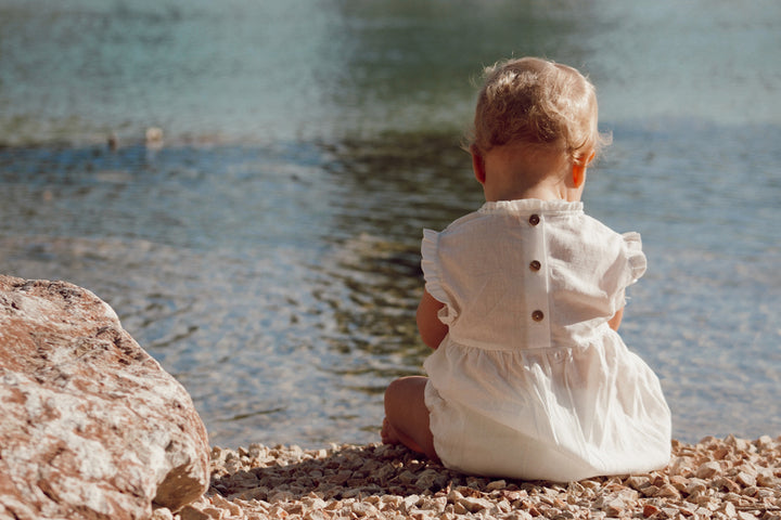 UNDYED ’GO WITH THE WAVES’ WOVEN BUBBLE ONESIE