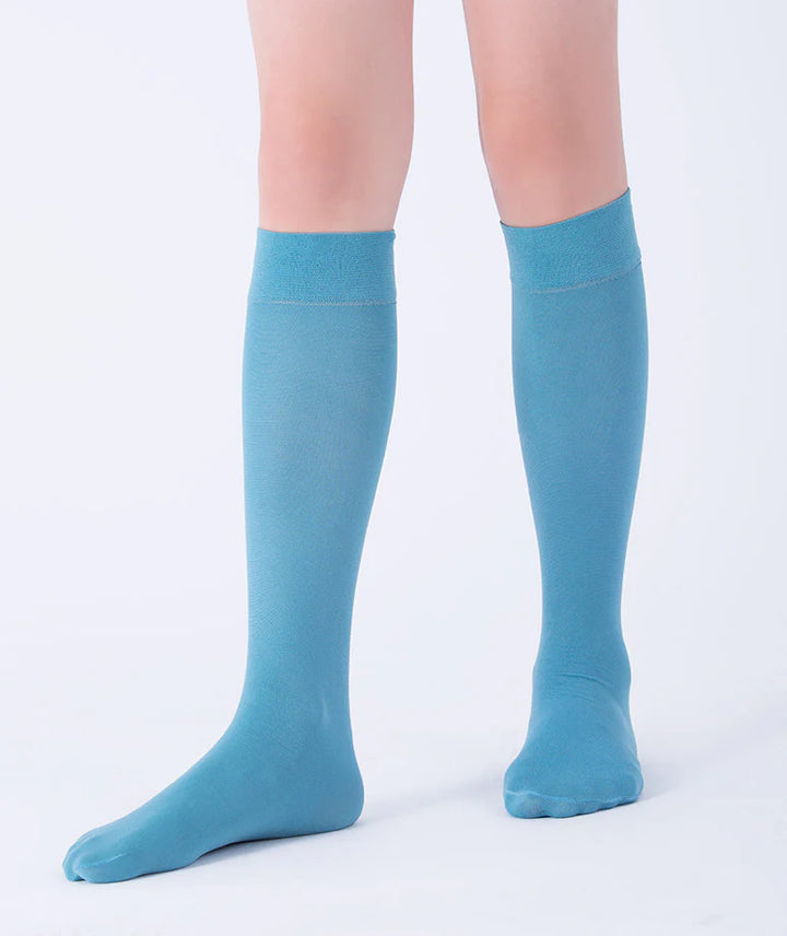 THE NAKA COLLECTION AZURE SOCKS